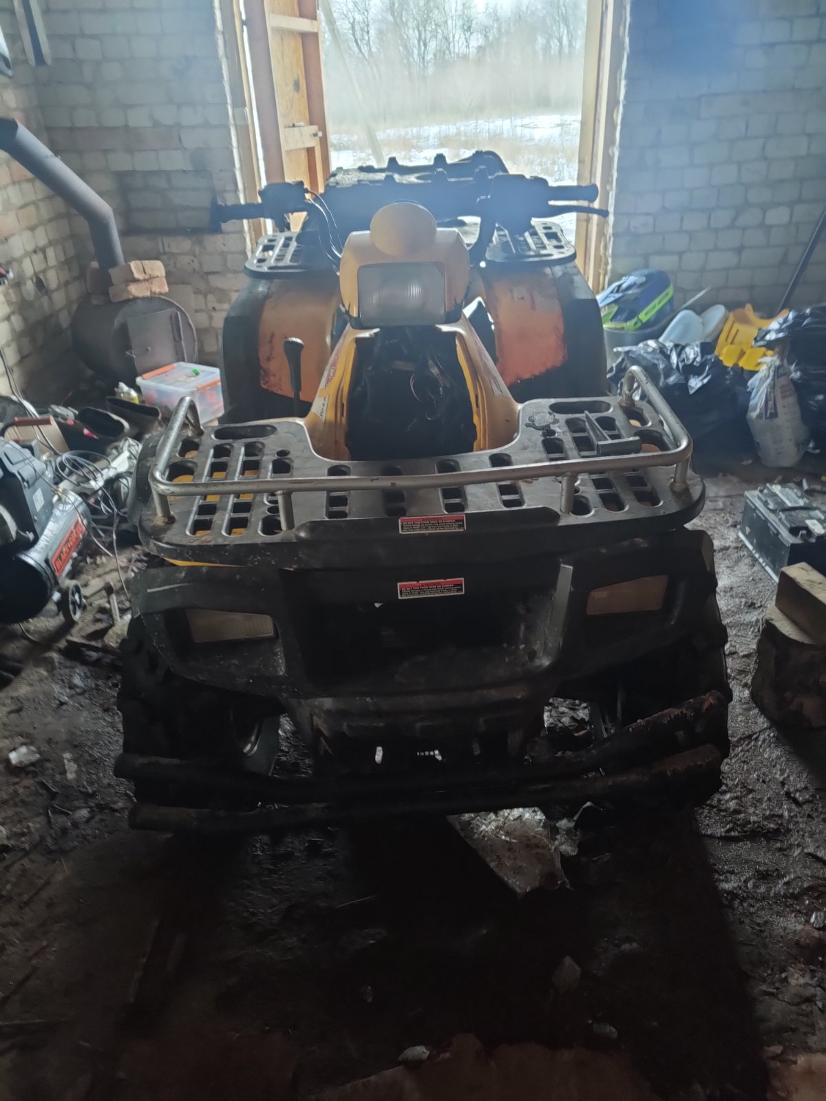 perkame keturracius ivairios bukles